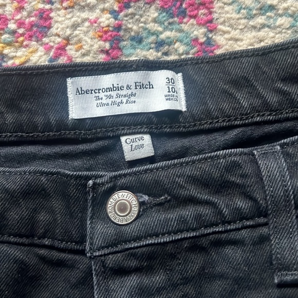Abercrombie Curve love jeans - Picture 2 of 3